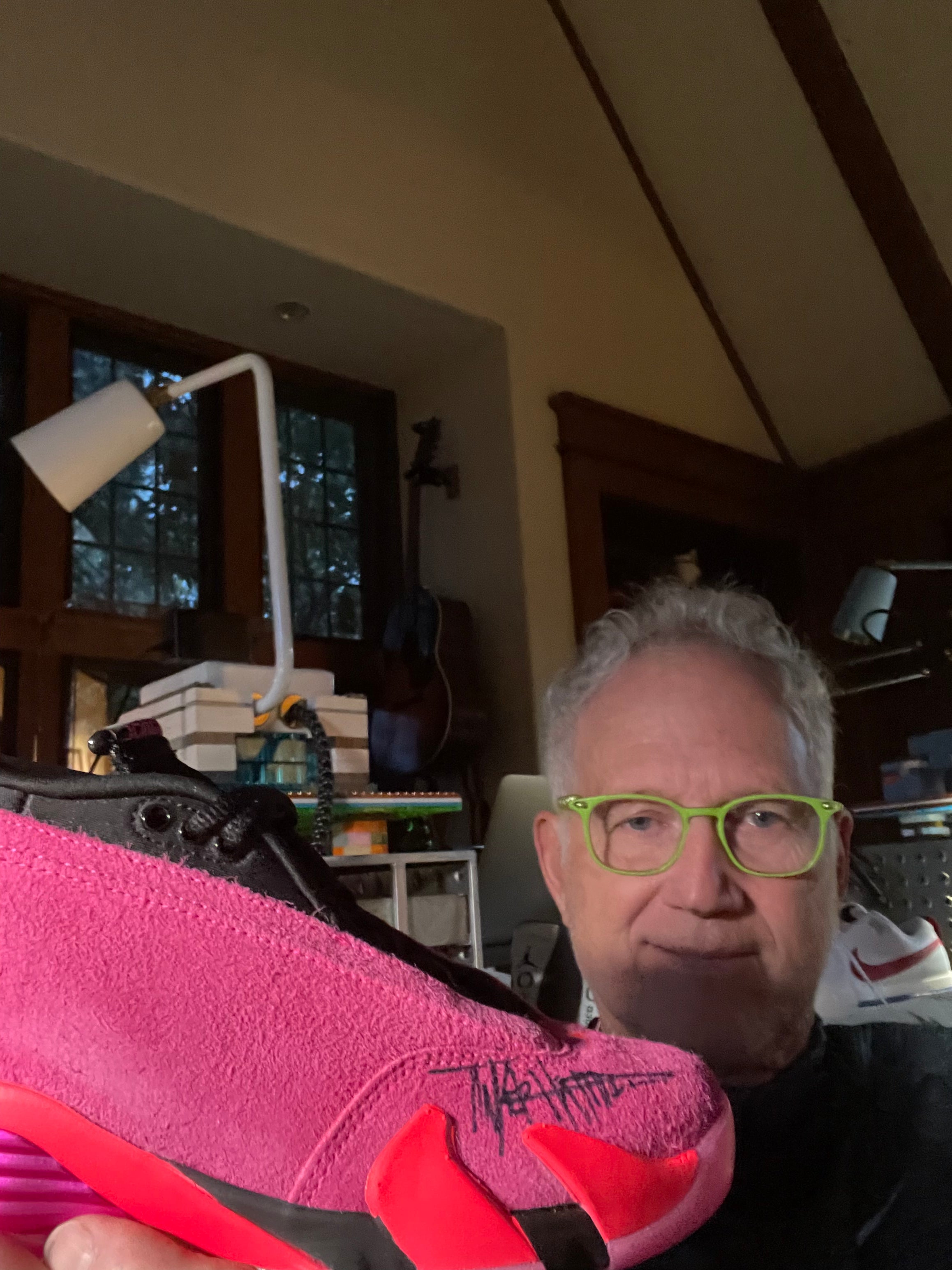 Air Jordan 14 - Shock Pink - Signed by Tinker Hatfield